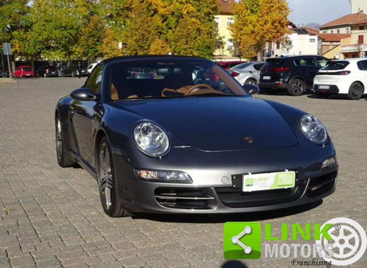 Porsche 911 Cabrio Carrera 4S (2)