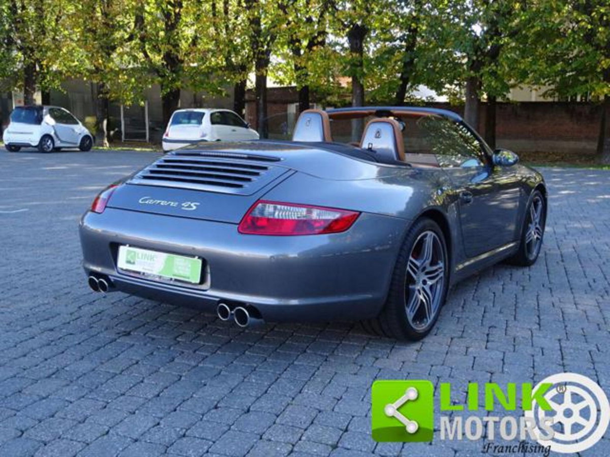 Porsche 911 Cabrio Carrera 4S (6)
