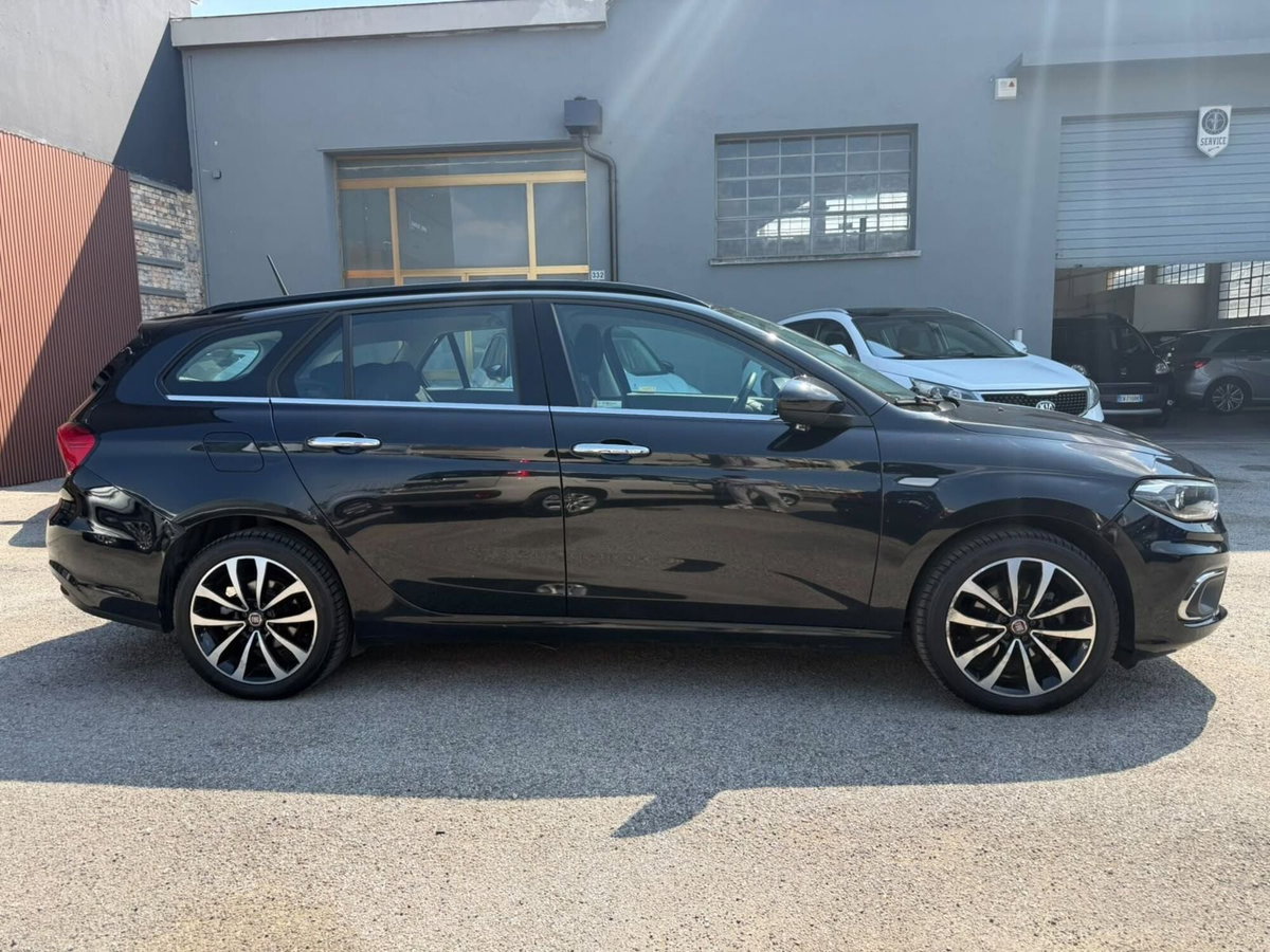 Fiat Tipo Tipo 1.6 Mjt 4 porte Lounge (5)