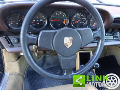 Porsche 911 Cabrio SC 3.0 Targa (11)