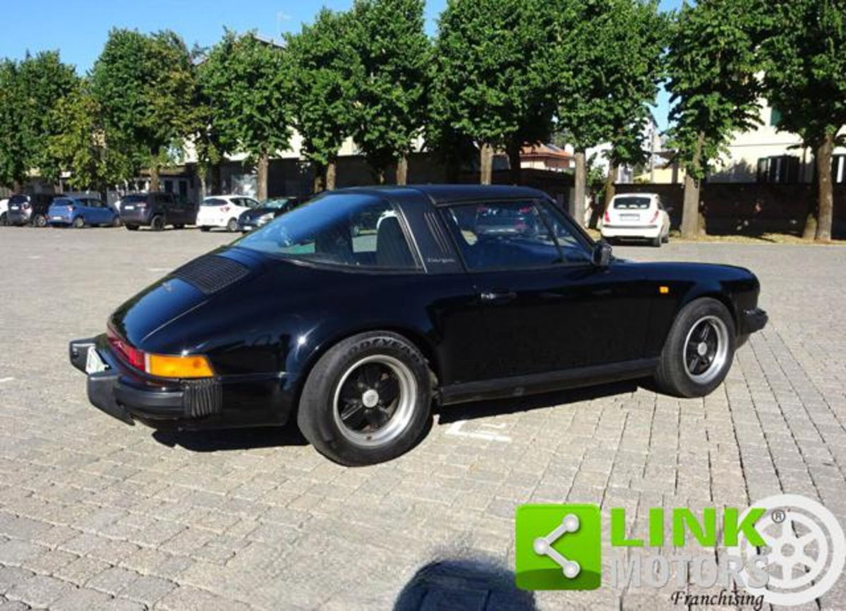 Porsche 911 Cabrio SC 3.0 Targa (12)
