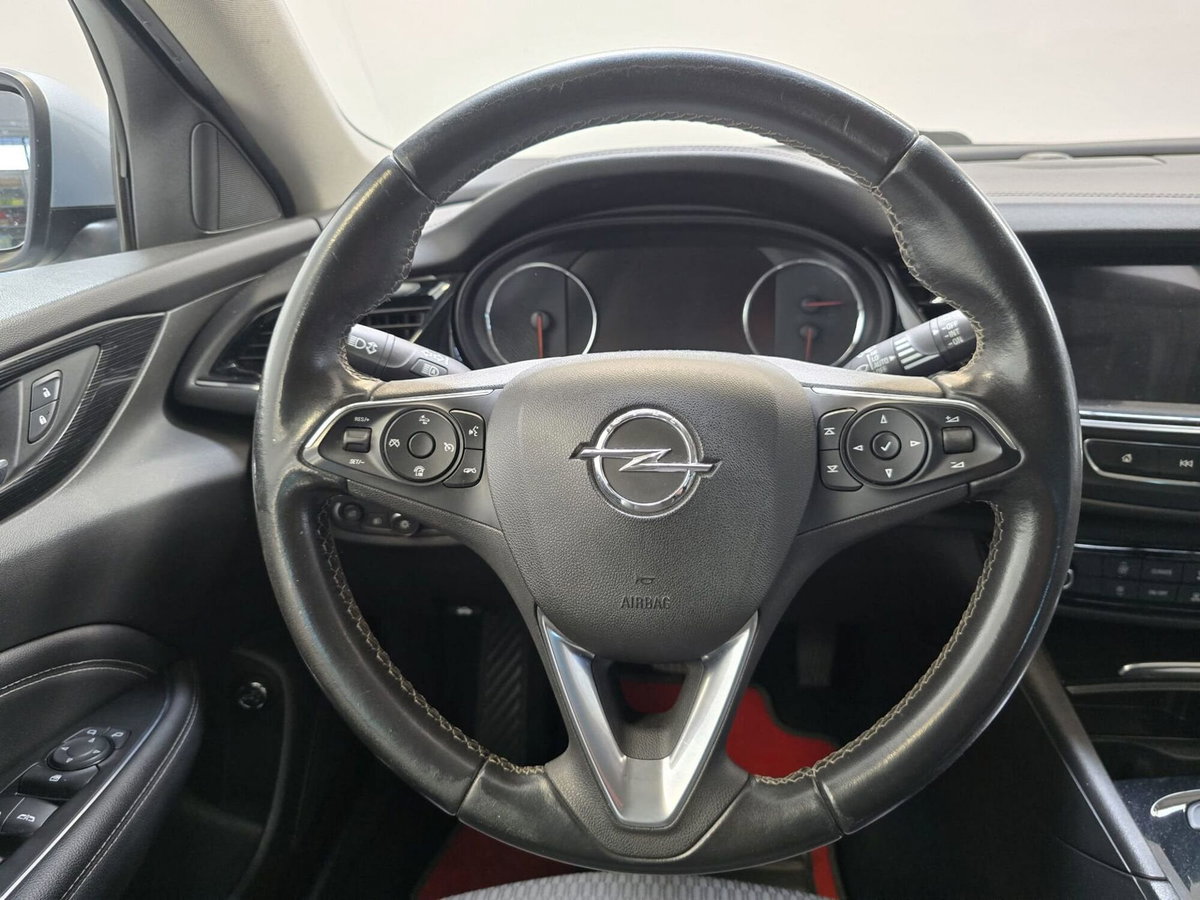 Opel Insignia Station Wagon 1.6 CDTI ecoTEC 136 CV S&S Sports Innovation (14)