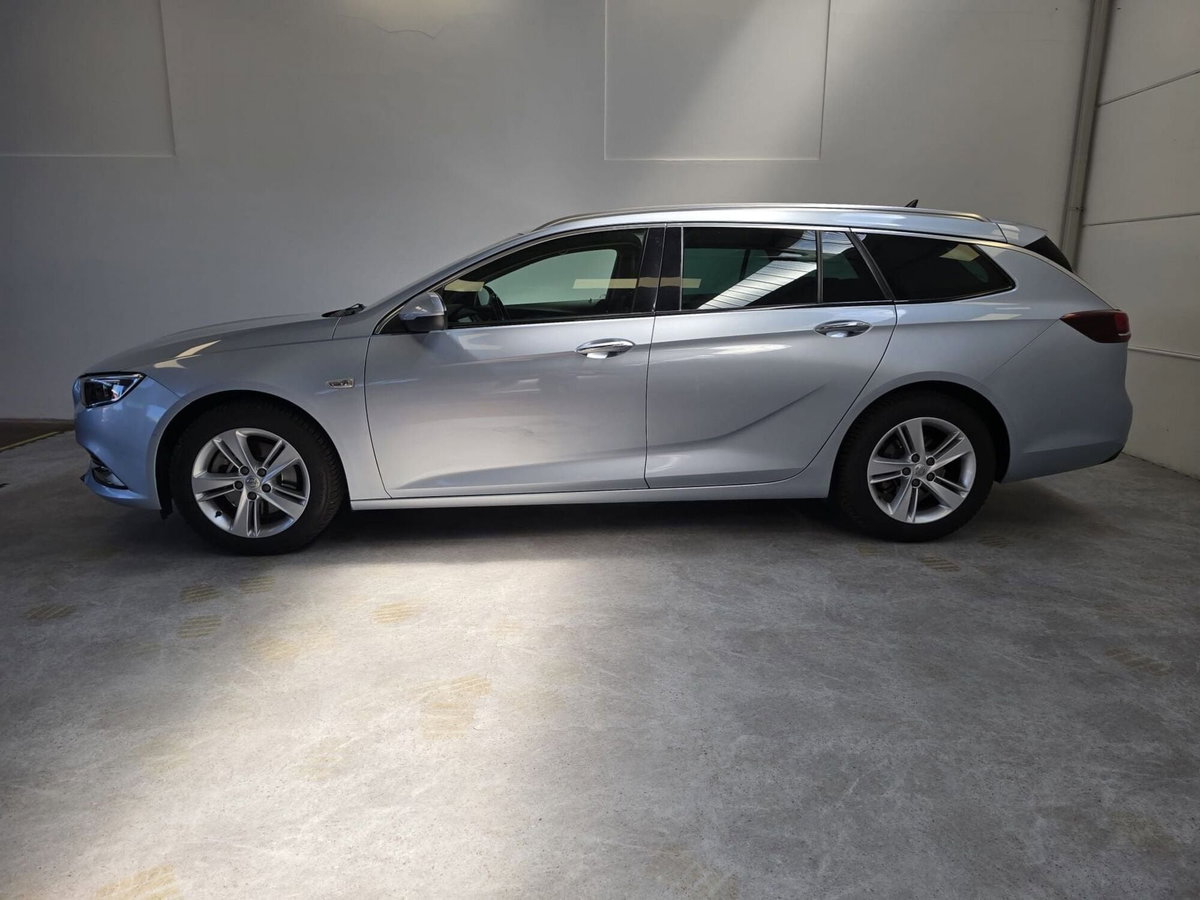 Opel Insignia Station Wagon 1.6 CDTI ecoTEC 136 CV S&S Sports Innovation (3)