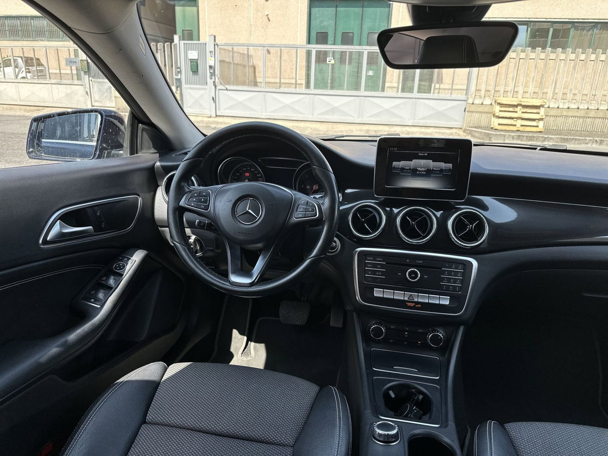Mercedes-Benz CLA 200 d Automatic Executive (12)