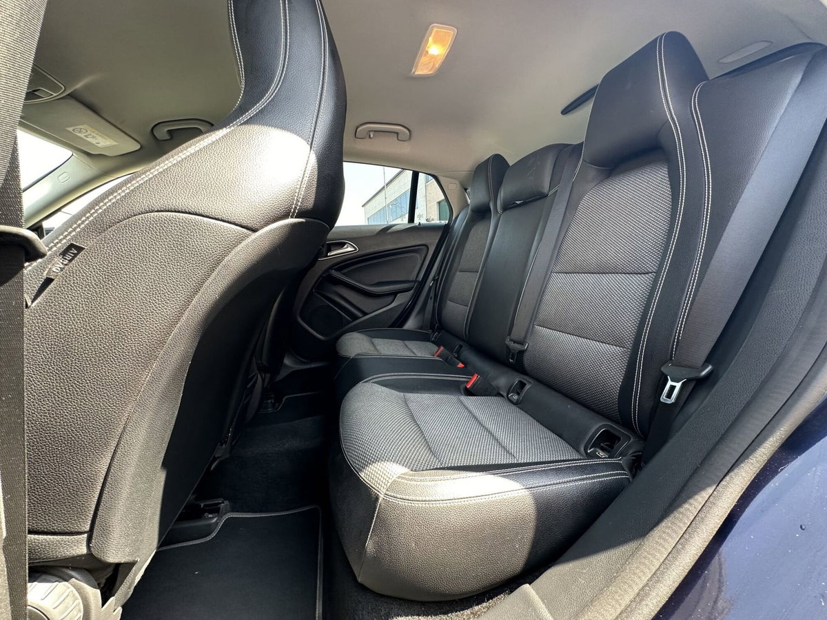 Mercedes-Benz CLA 200 d Automatic Executive (16)