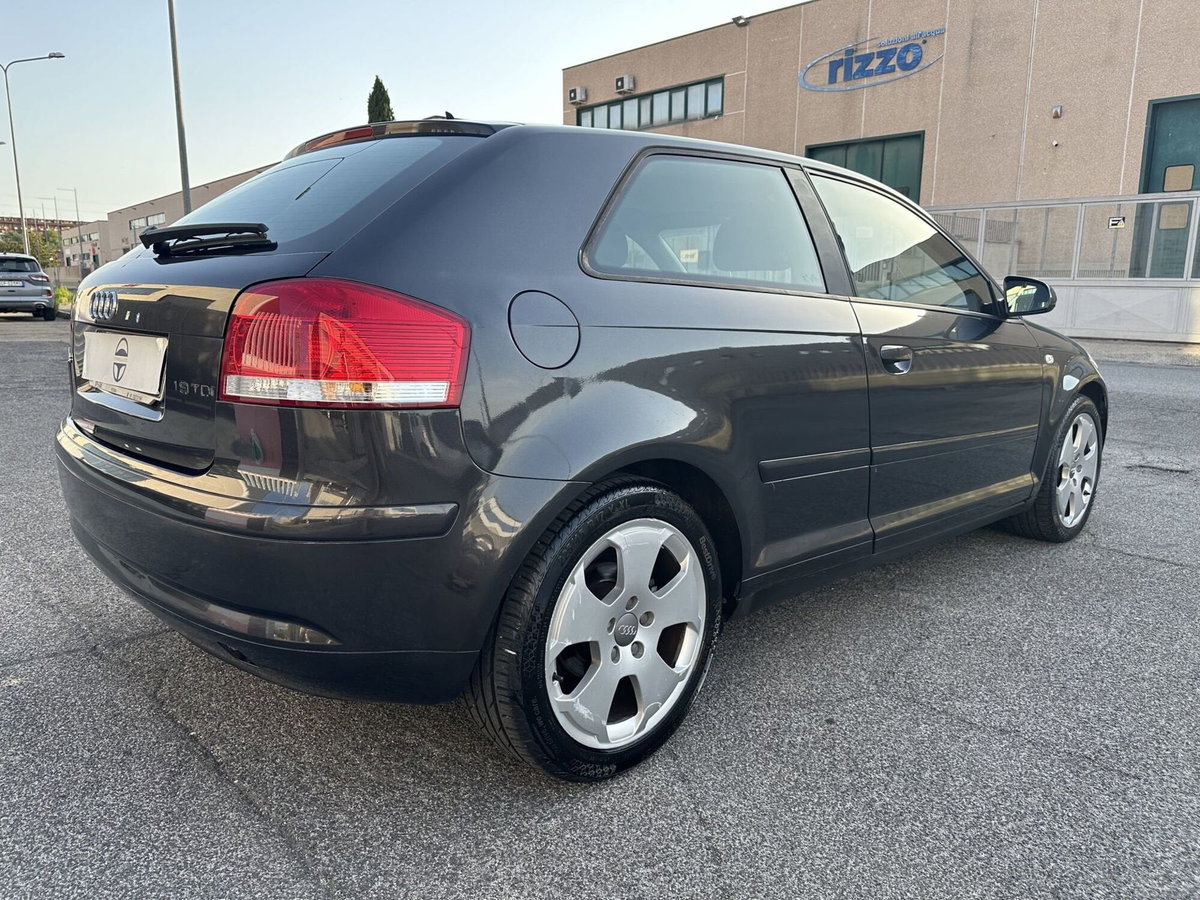 Audi A3 1.9 TDI Ambition (6)