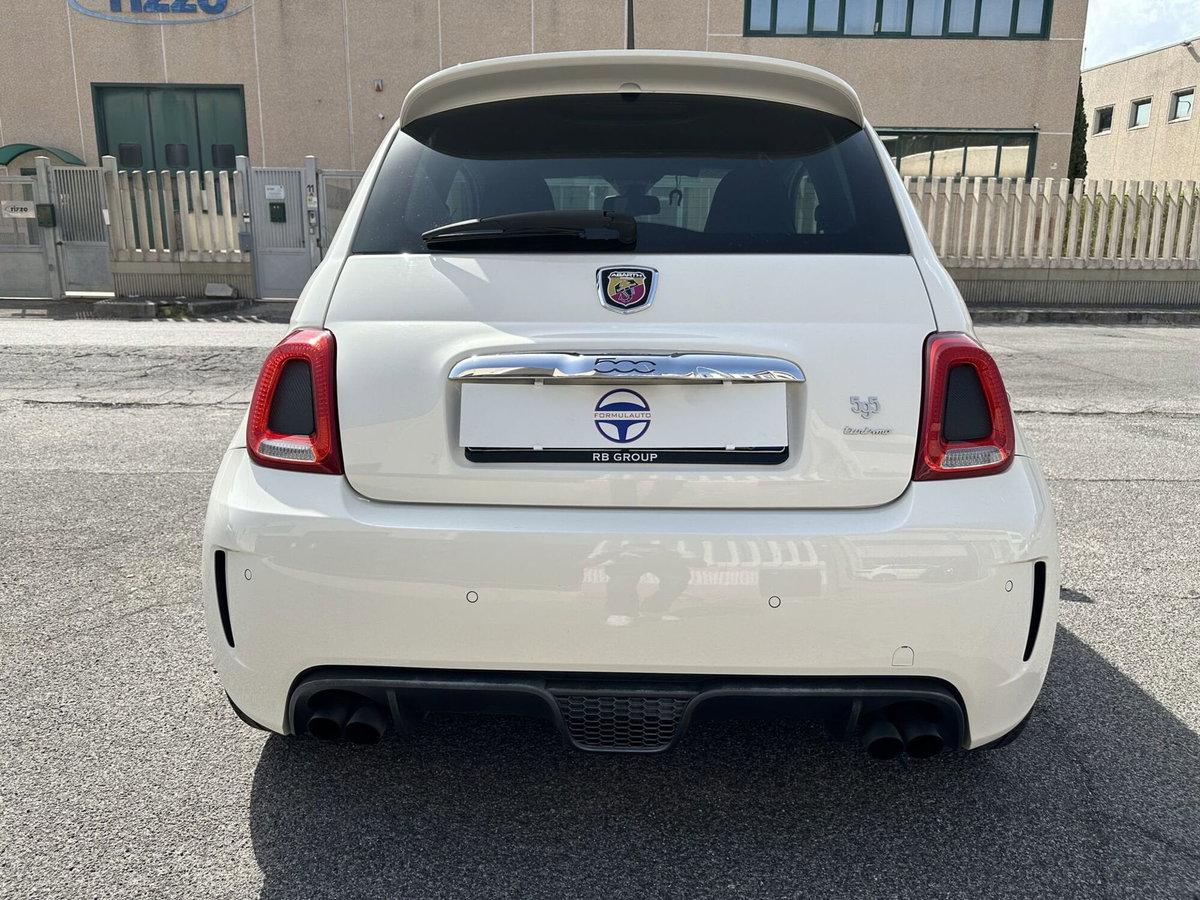 Abarth 500 1.4 Turbo T-Jet (5)