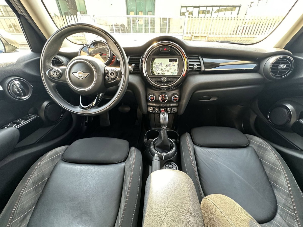 MINI Mini 1.5 Cooper D Boost 5 porte (10)