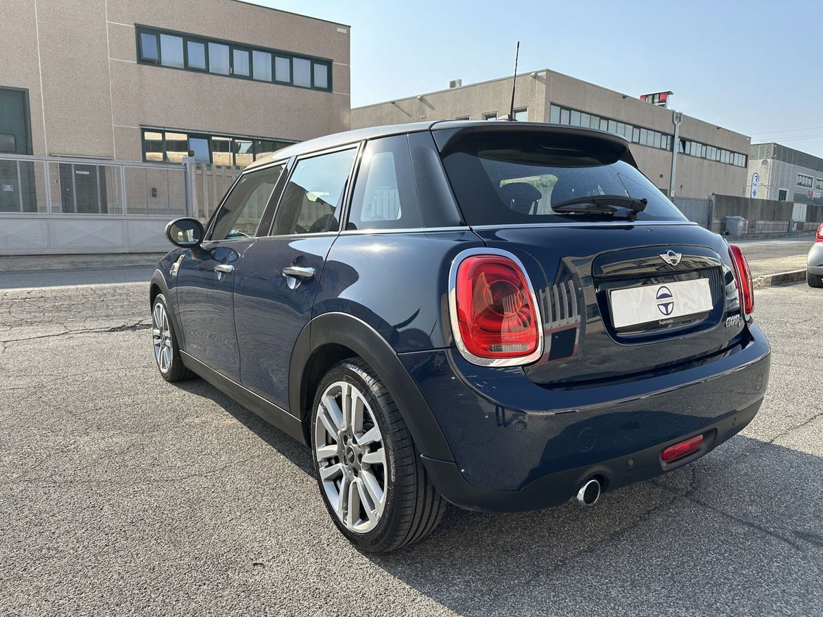 MINI Mini 1.5 Cooper D Boost 5 porte (4)