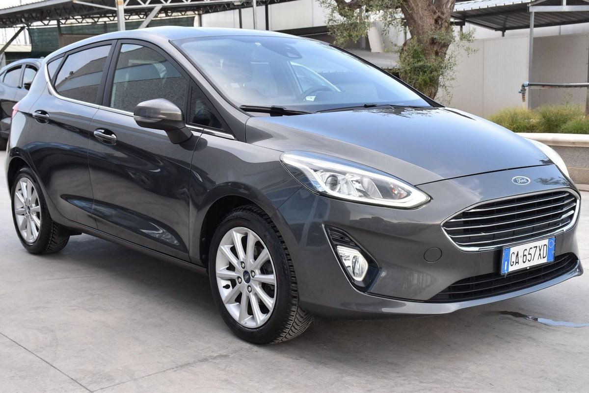 Ford Fiesta 1.5 EcoBlue 5 porte Titanium (3)