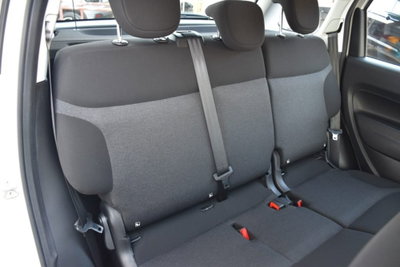 Fiat 500L Living 1.6 Multijet 120 CV Business (17)