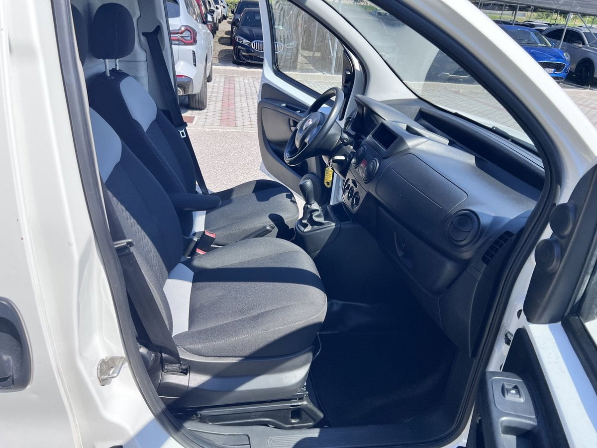 Fiat Fiorino Furgone cargo 1.3 mjt 95cv SX (6)