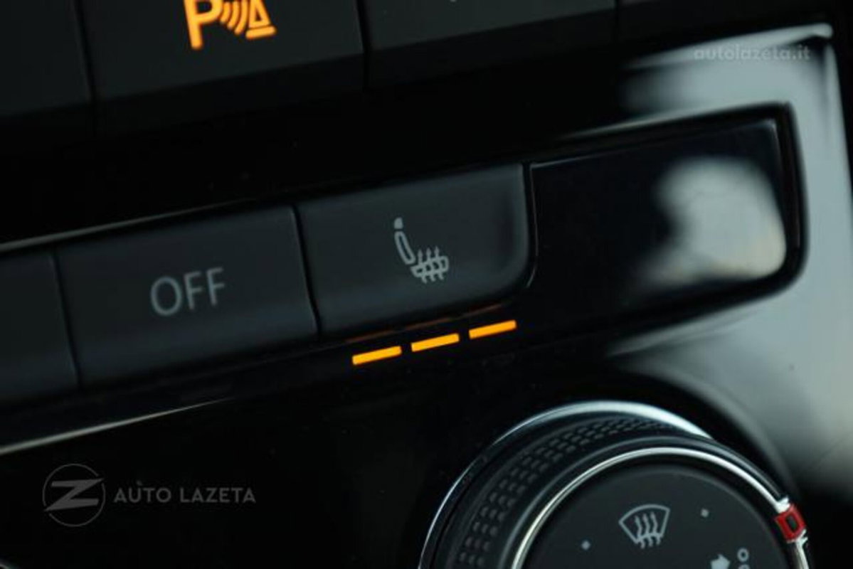 Volkswagen T-Roc 1.0 TSI R-Line (12)
