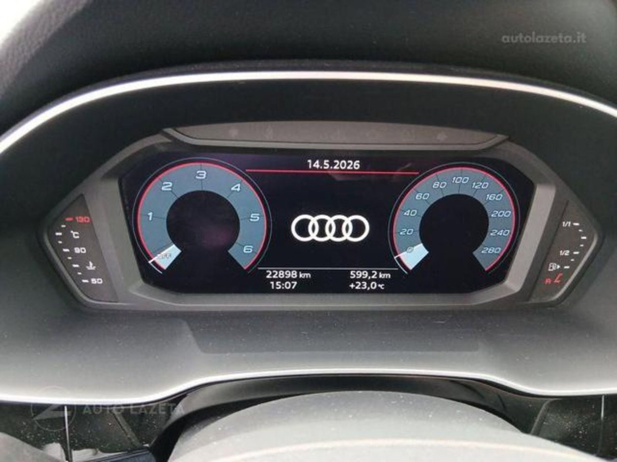 Audi Q3 35 TDI quattro S tronic Business (6)