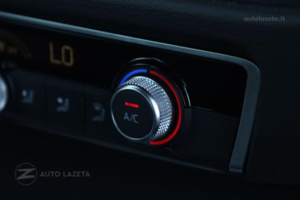 Audi Q3 40 TDI quattro S tronic Business Advanced (11)