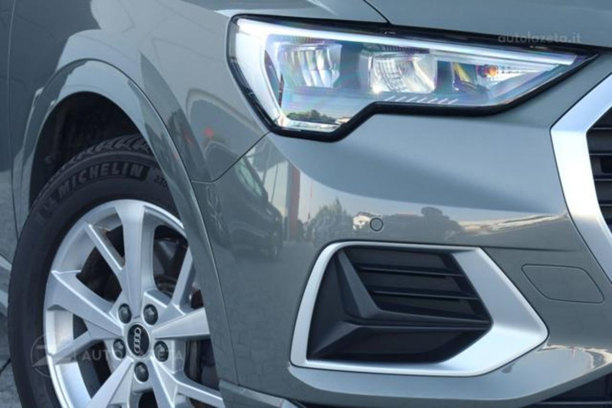 Audi Q3 40 TDI quattro S tronic Business Advanced (15)