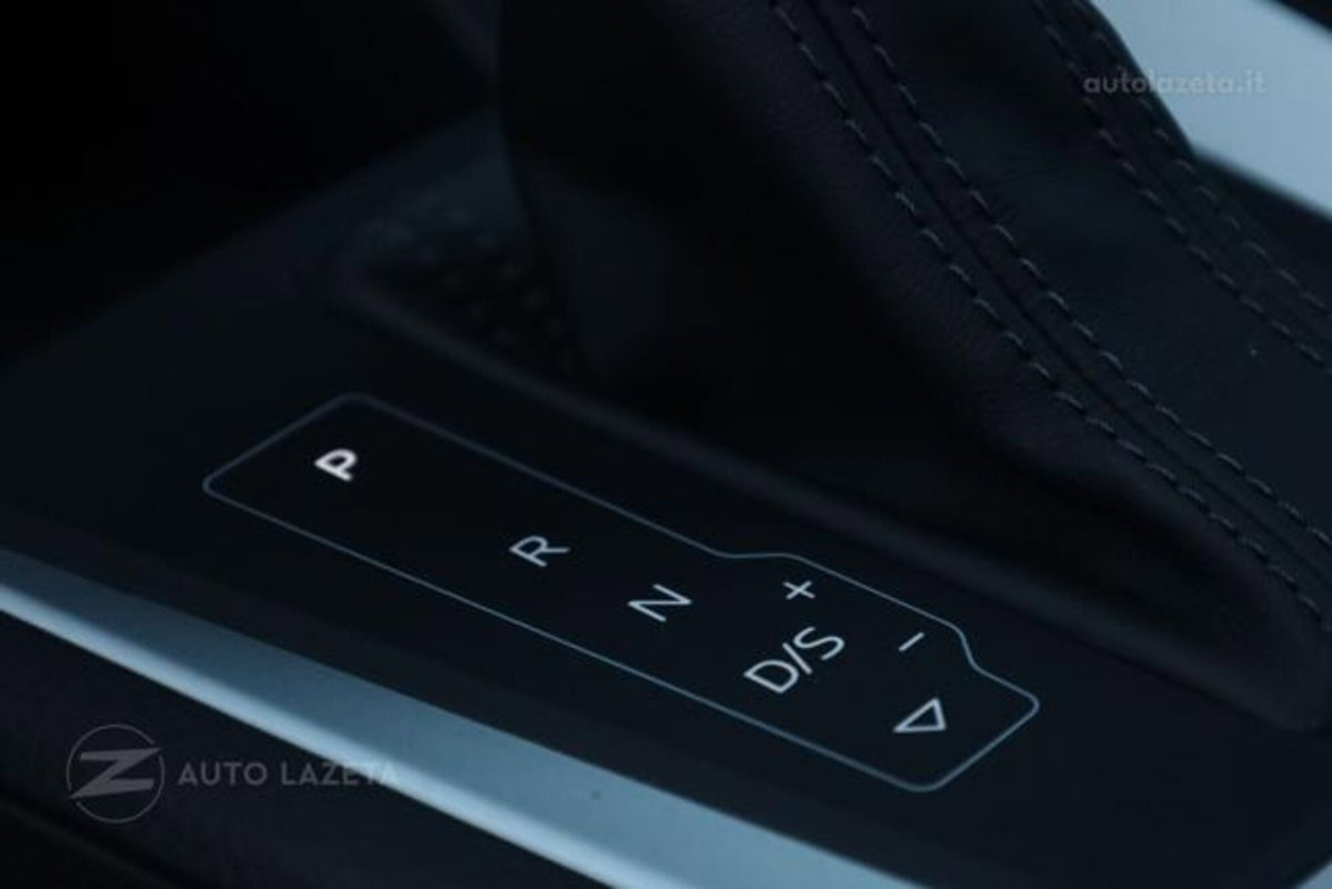 Audi Q3 40 TDI quattro S tronic Business Advanced (8)