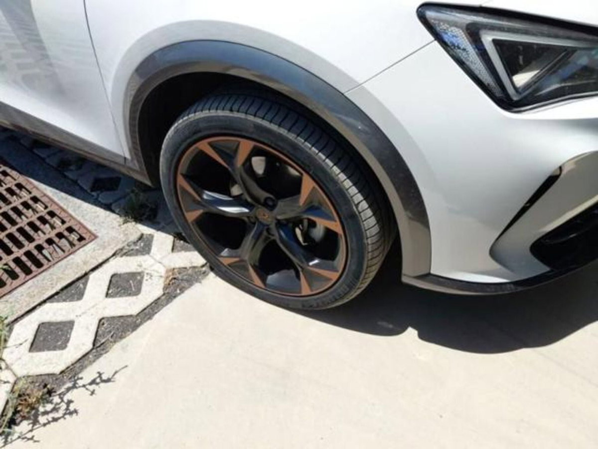 Cupra Formentor Formentor 1.4 e-Hybrid DSG (5)