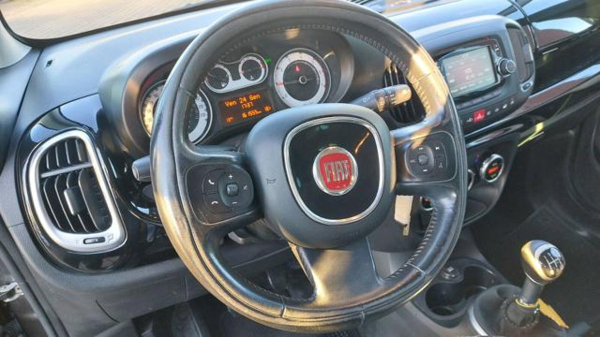 Fiat 500L 1.3 Multijet 85 CV Trekking (11)
