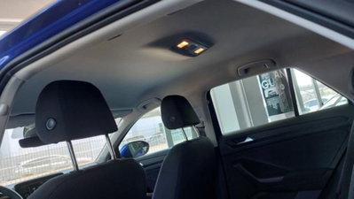 Volkswagen T-Roc 1.0 TSI Life (14)