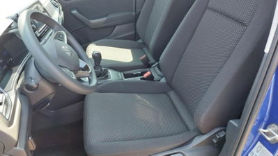 Volkswagen T-Roc 1.0 TSI Life (6)