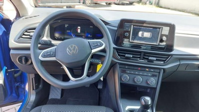 Volkswagen T-Roc 1.0 TSI Life (9)