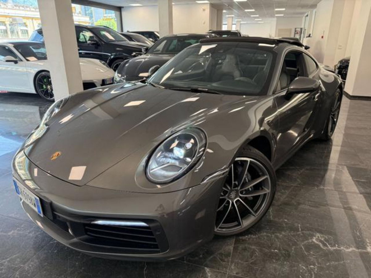 Porsche 911 Coupé Coupe 3.0 Carrera 4 auto (2)