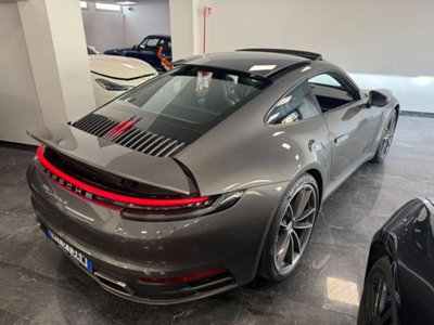 Porsche 911 Coupé Coupe 3.0 Carrera 4 auto (6)