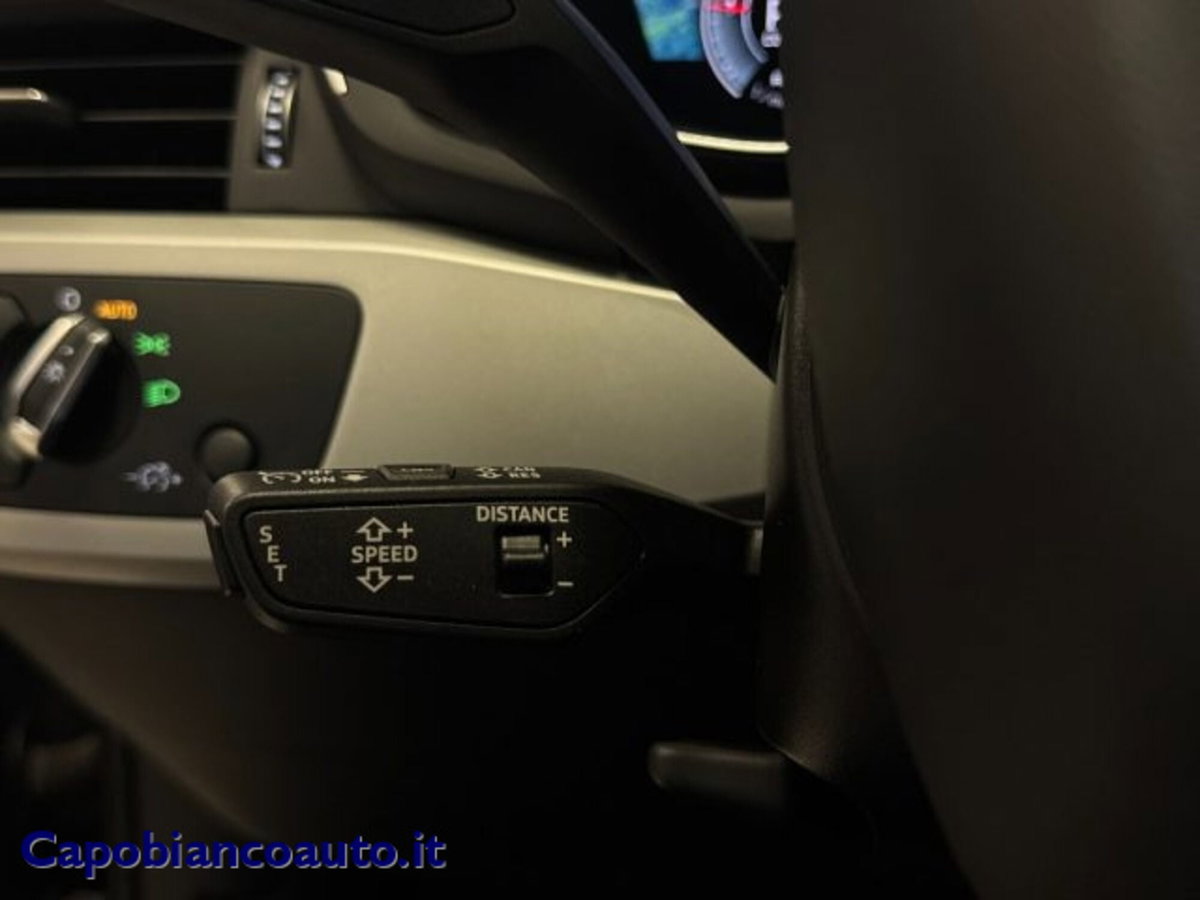 Audi A4 Avant 30 TDI/136 CV S tronic Business Advanced (14)