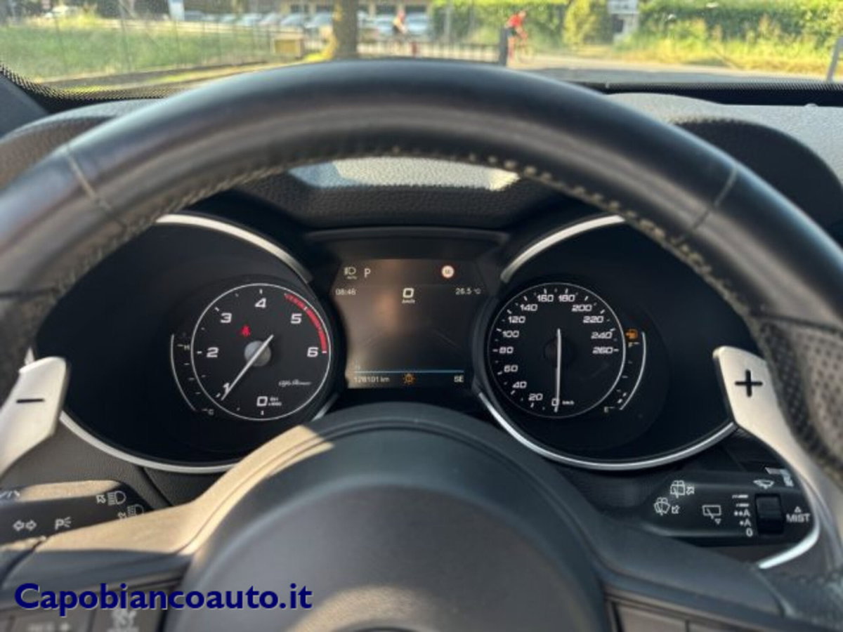 Alfa Romeo Stelvio Stelvio 2.2 Turbodiesel 210 CV AT8 Q4 Veloce (12)