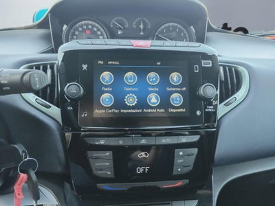 Lancia Ypsilon 1.2 69 CV 5 porte GPL Ecochic Alberta Ferretti (13)