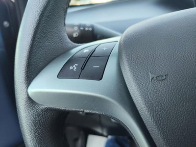 Lancia Ypsilon 1.2 69 CV 5 porte GPL Ecochic Alberta Ferretti (14)