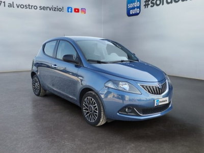 Lancia Ypsilon 1.2 69 CV 5 porte GPL Ecochic Alberta Ferretti (3)