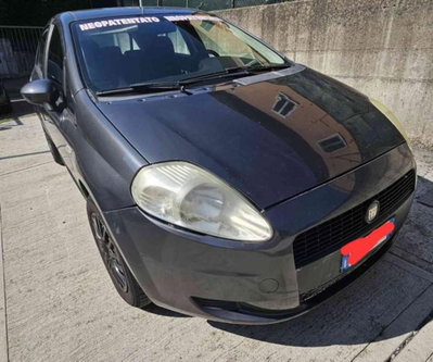Fiat Grande Punto 1.4 5 porte Dynamic usata