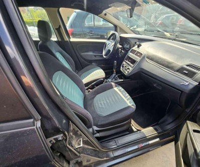 Fiat Grande Punto 1.4 5 porte Dynamic (12)