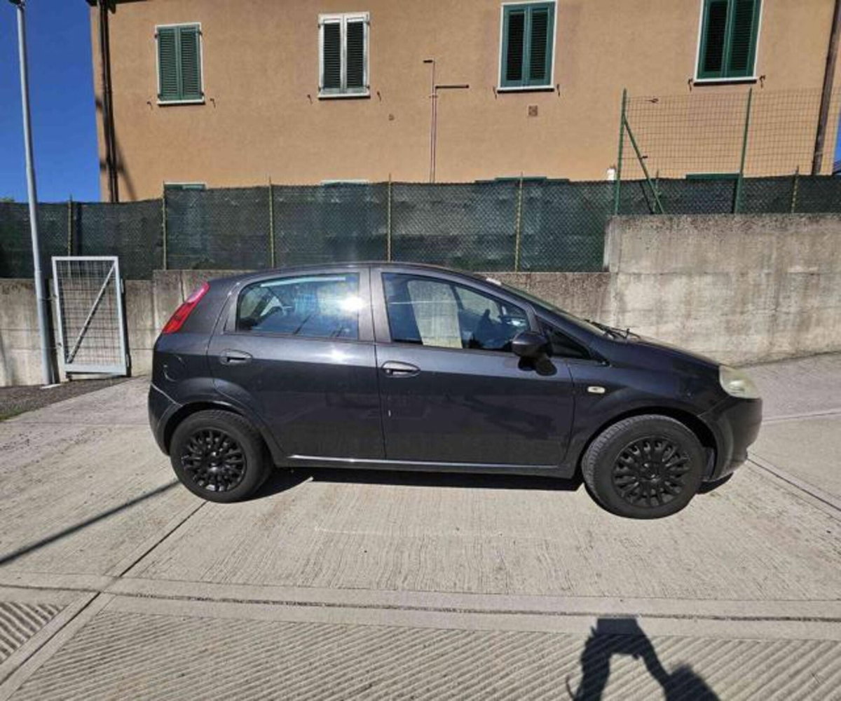 Fiat Grande Punto 1.4 5 porte Dynamic (8)