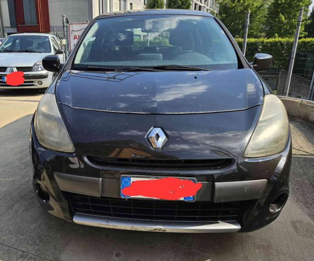 Renault Clio 1.5 dCi 70CV 5 porte Dynamique (2)