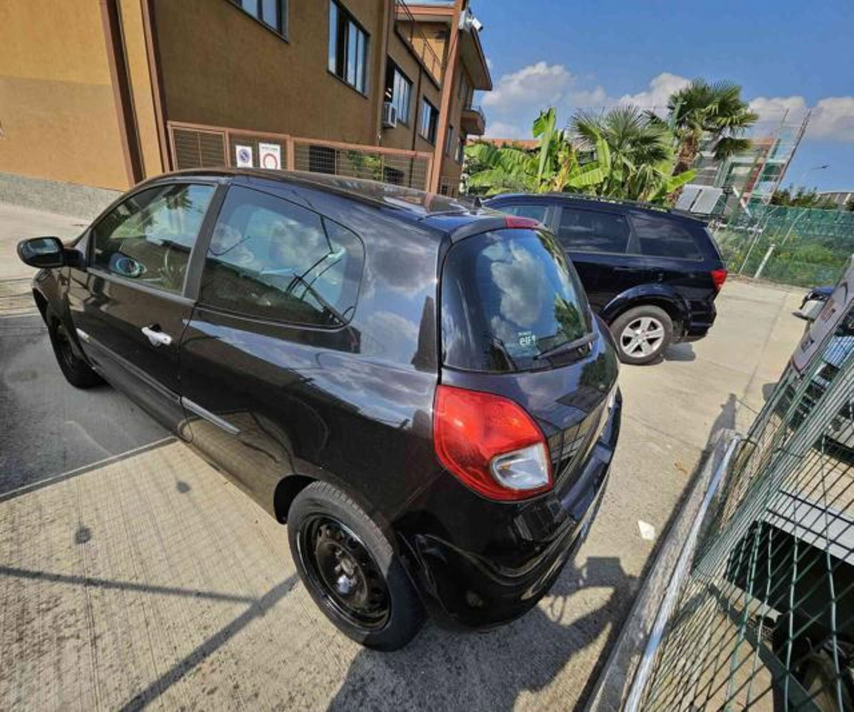 Renault Clio 1.5 dCi 70CV 5 porte Dynamique (7)