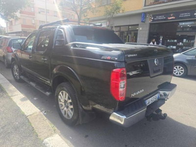 Nissan Navara 3.0 dCi 4 porte Double Cab LE V6 (10)