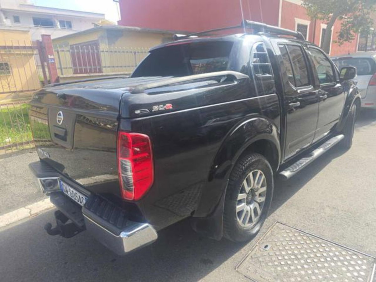 Nissan Navara 3.0 dCi 4 porte Double Cab LE V6 (3)