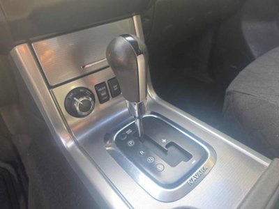 Nissan Navara 3.0 dCi 4 porte Double Cab LE V6 (7)