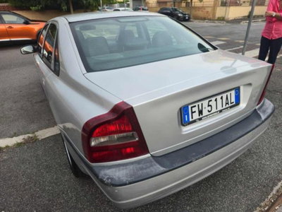 Volvo S80 2.4i turbo 20V cat T Optima (7)