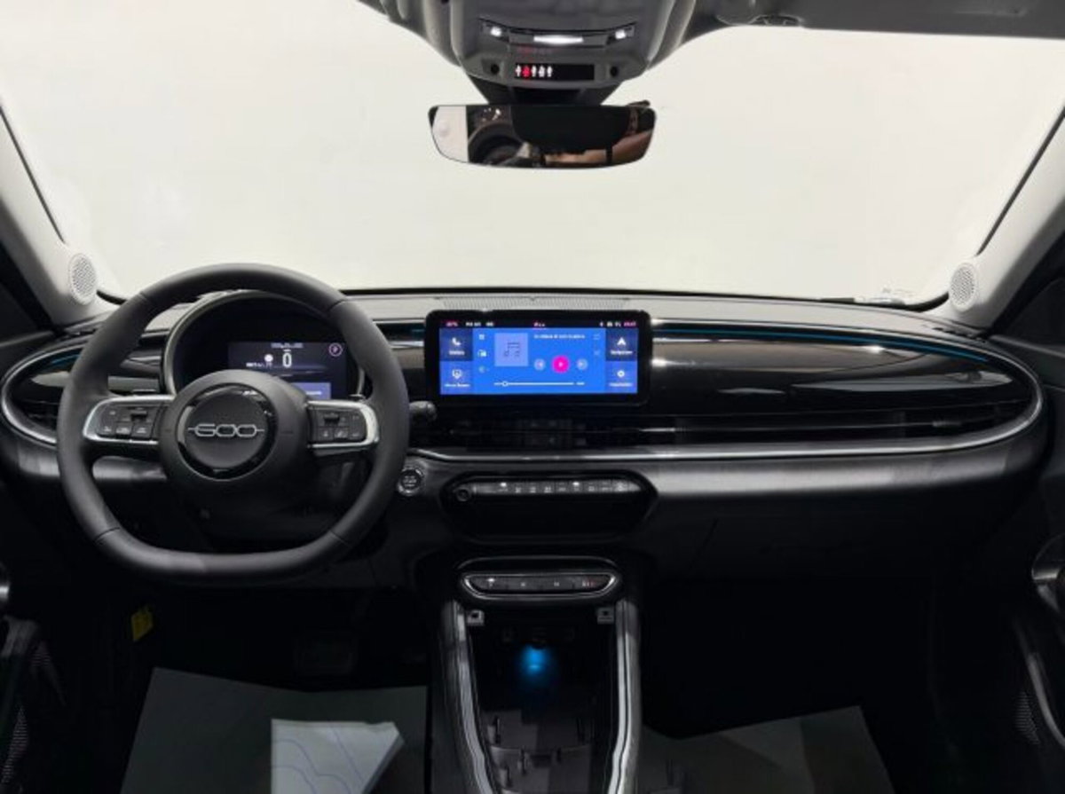 Fiat 600 1.2 hybrid Icon 145cv auto (14)