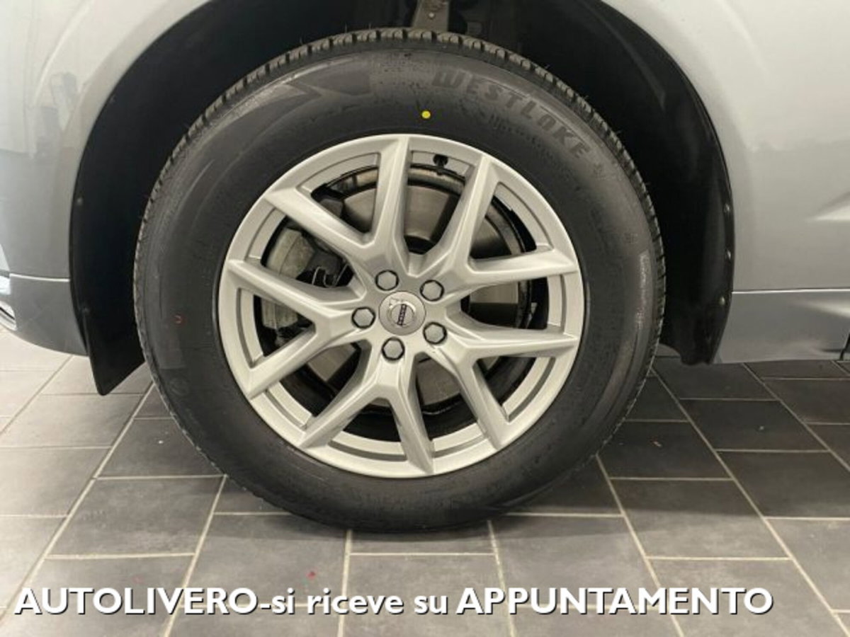 Volvo XC60 B4 (d) AWD Geartronic Momentum N1 (5)