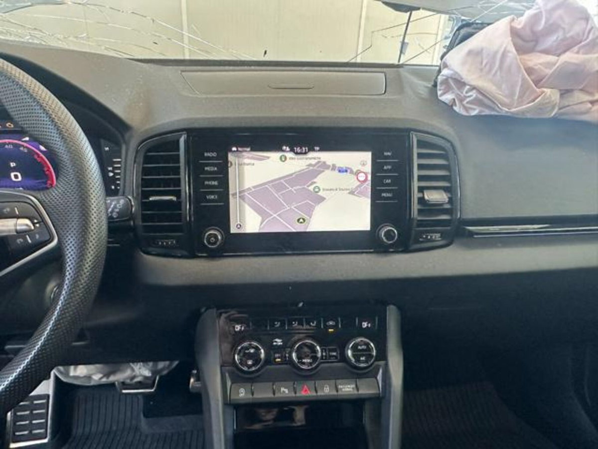 Skoda Karoq 2.0 TDI SCR 4x4 DSG SportLine (16)