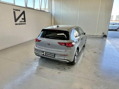 Volkswagen Golf 2.0 TDI SCR Life (7)