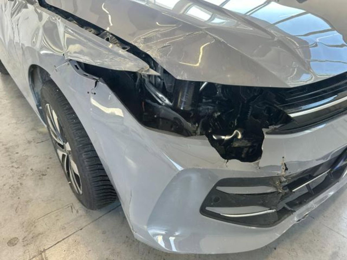 Volkswagen Golf 2.0 TDI SCR Life (9)