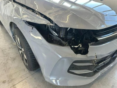 Volkswagen Golf 2.0 TDI SCR Life (9)