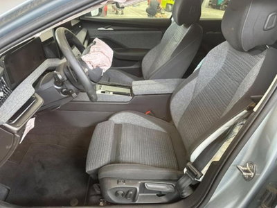 Skoda Superb Station Wagon 2.0 TDI DSG Wagon Style (10)