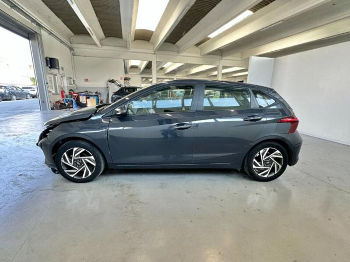 Hyundai i20 1.2 MPI MT GPL ConnectLine (4)